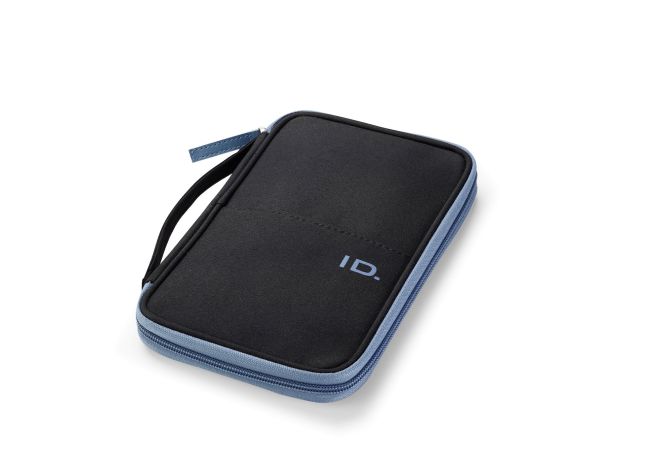 ID. Collection travel document case black RFID protection