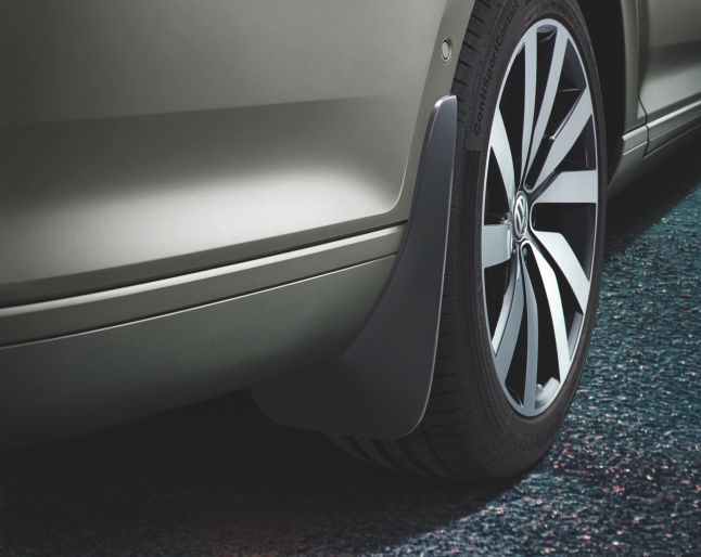 Rear mud flaps