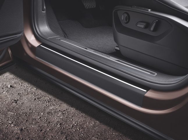 Protective film for the sill rail, black/silver, entry at front and rear