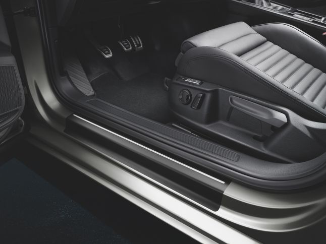 Protective film for the sill rail, 4-door, black with silver stripes