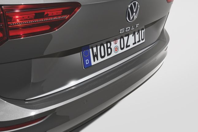 Protective strip for the tailgate, Chrome look